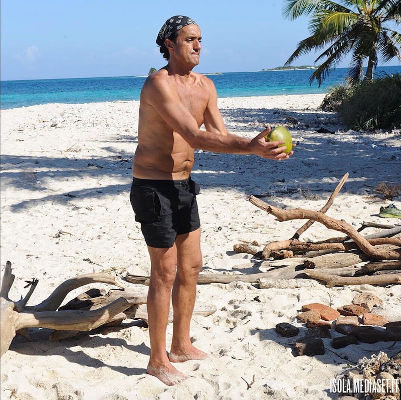 Isola dei Famosi 2017: tra fame e bikini mozzafiato 5