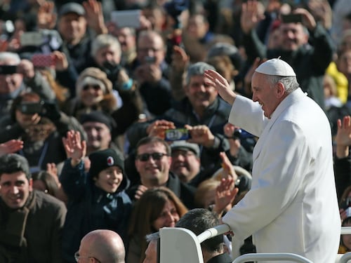 Padre Pio, 80mila in piazza San Pietro per l'ostensione del santo di Pietralcina