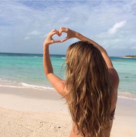 Gisele Bündchen: mamma, donna e modella su Instagram 8