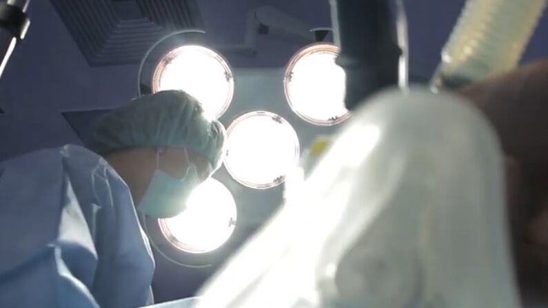 Sintomi, decorso e farmaci: ecco cosa sappiamo sul Covid-19