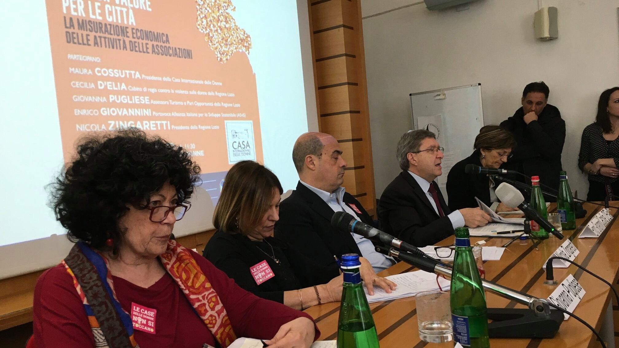 Casa delle Donne, Zingaretti fa dietrofront: "700mila euro? Errore di comunicazione"