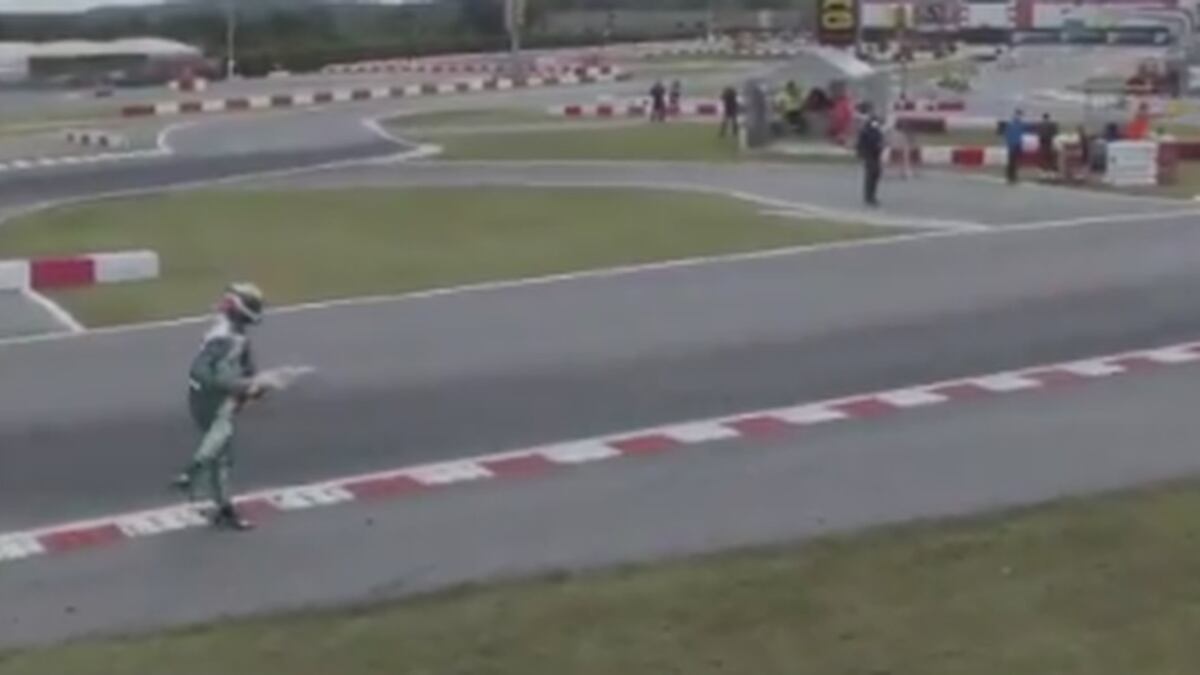 Follia kart, aggredito con alettone e pugni