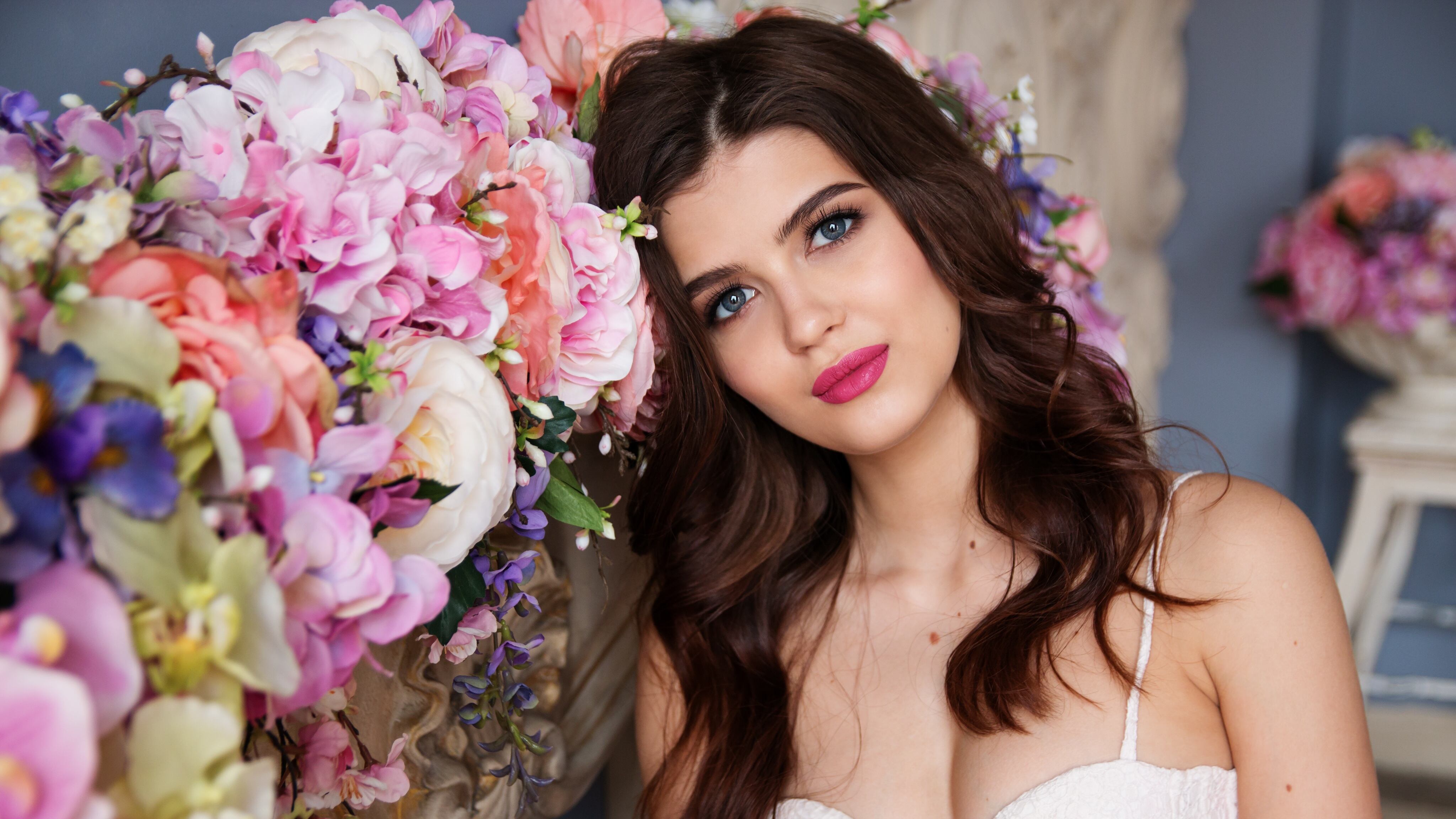 Sposa: Instagram sceglie make up e look deciso