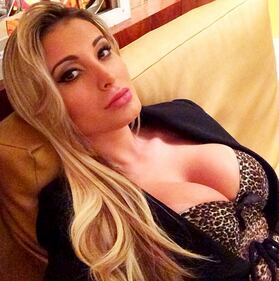 Andressa lancia un messaggio a Cristiano Ronaldo 4