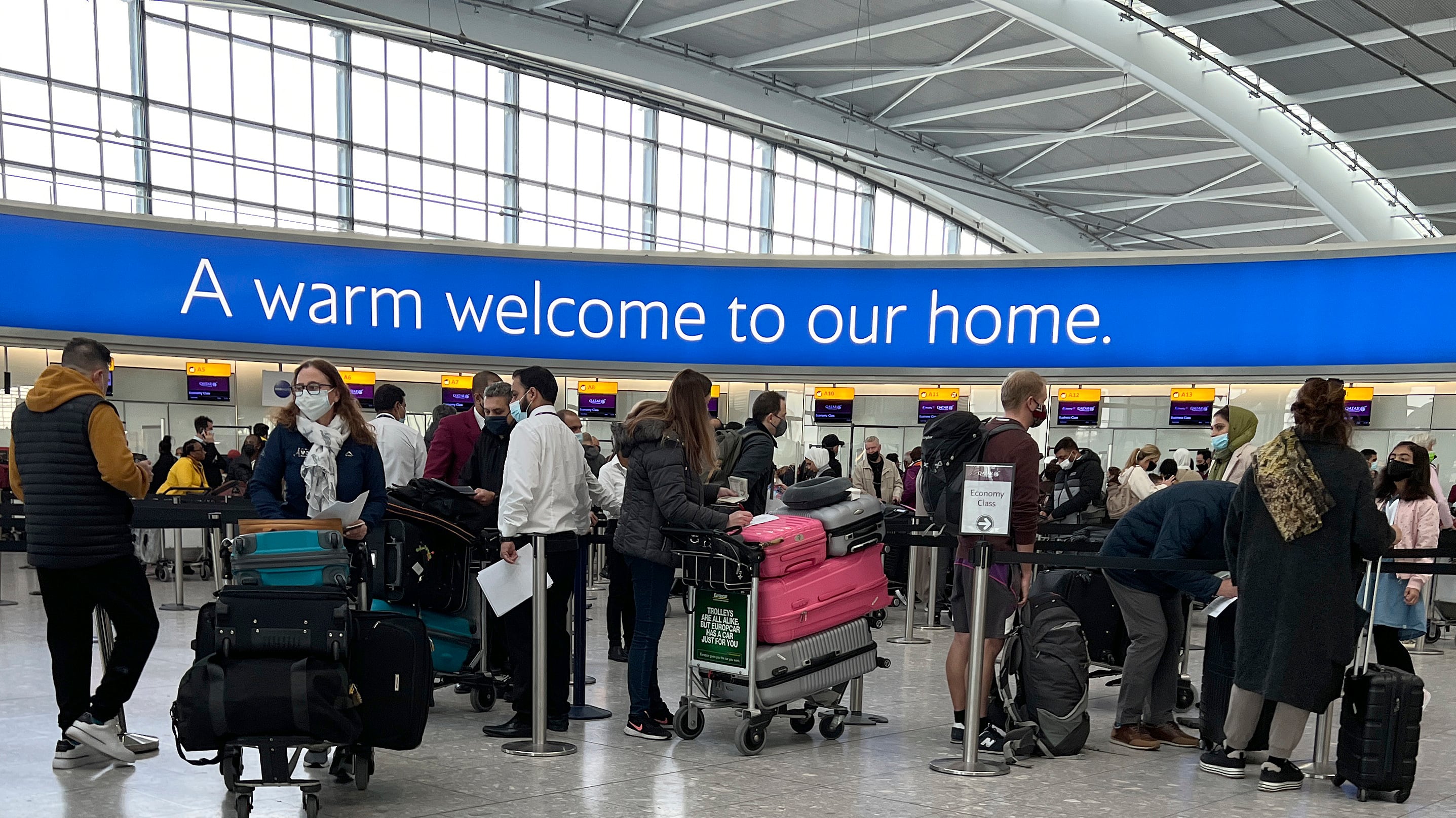 Tamponi o quarantena? Cambiano le regole per chi arriva in Italia. Ira Ue