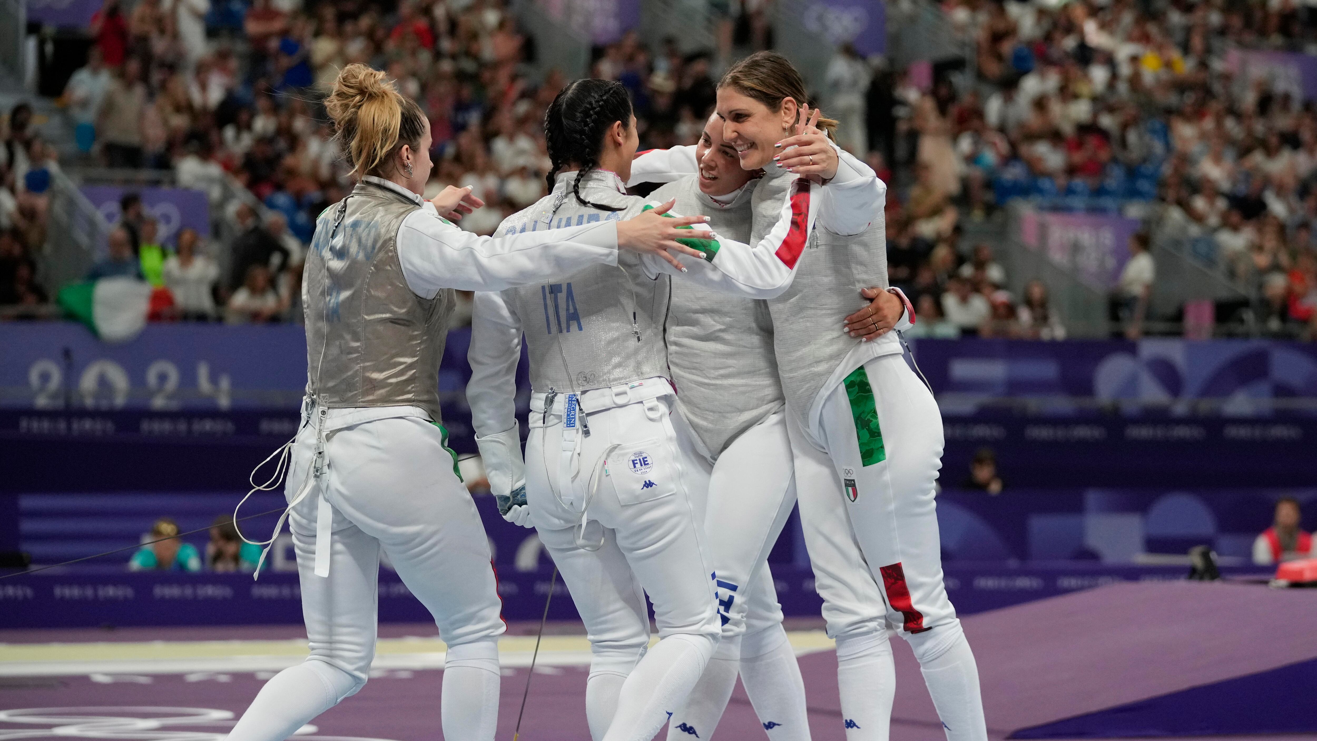 Olimpiadi, l'Italia del fioretto femminile si arrende agli Usa e conquista l'argento