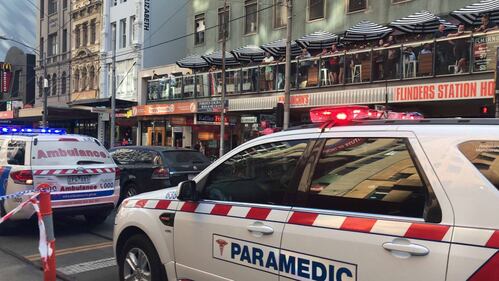 Auto contro la folla a Melbourne, le immagini dell'attacco 8