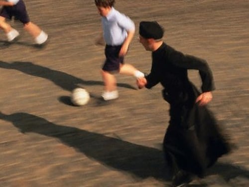 Oratorio a numero chiuso contro bullismo e razzismo