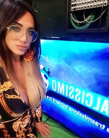 Marika Fruscio, seno mozzafiato: abito da capogiro 2