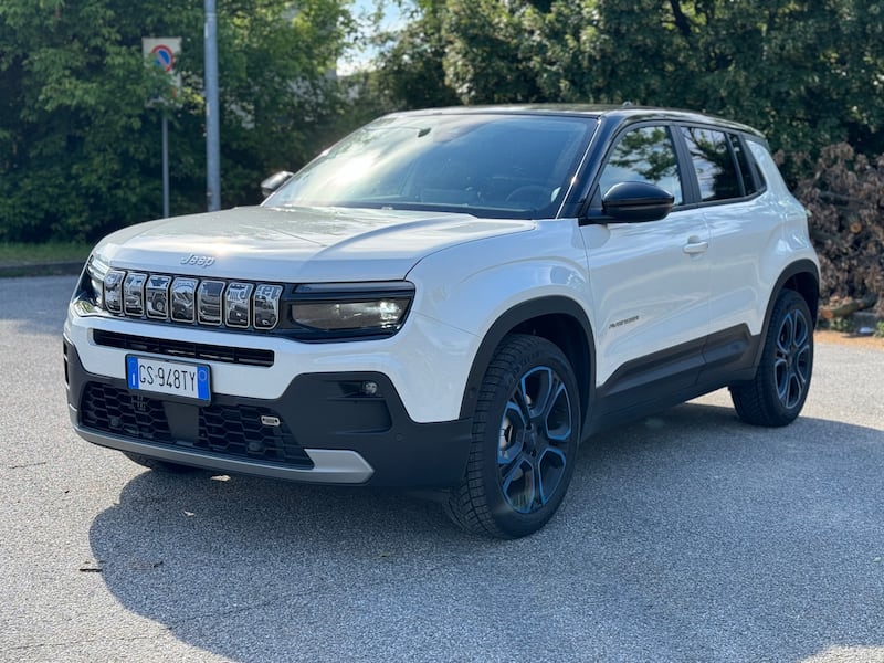 Jeep Avenger mild-hybrid: guarda la gallery del nuovo B-SUV ibrido 8