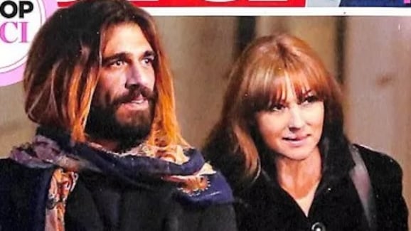 Monica Bellucci: nuovo amore con un artista di 18 anni più giovane
