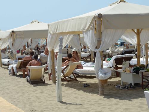 Arrivano le vacanze extra lusso in Puglia. L'ultimo investimento di Flavio Briatore