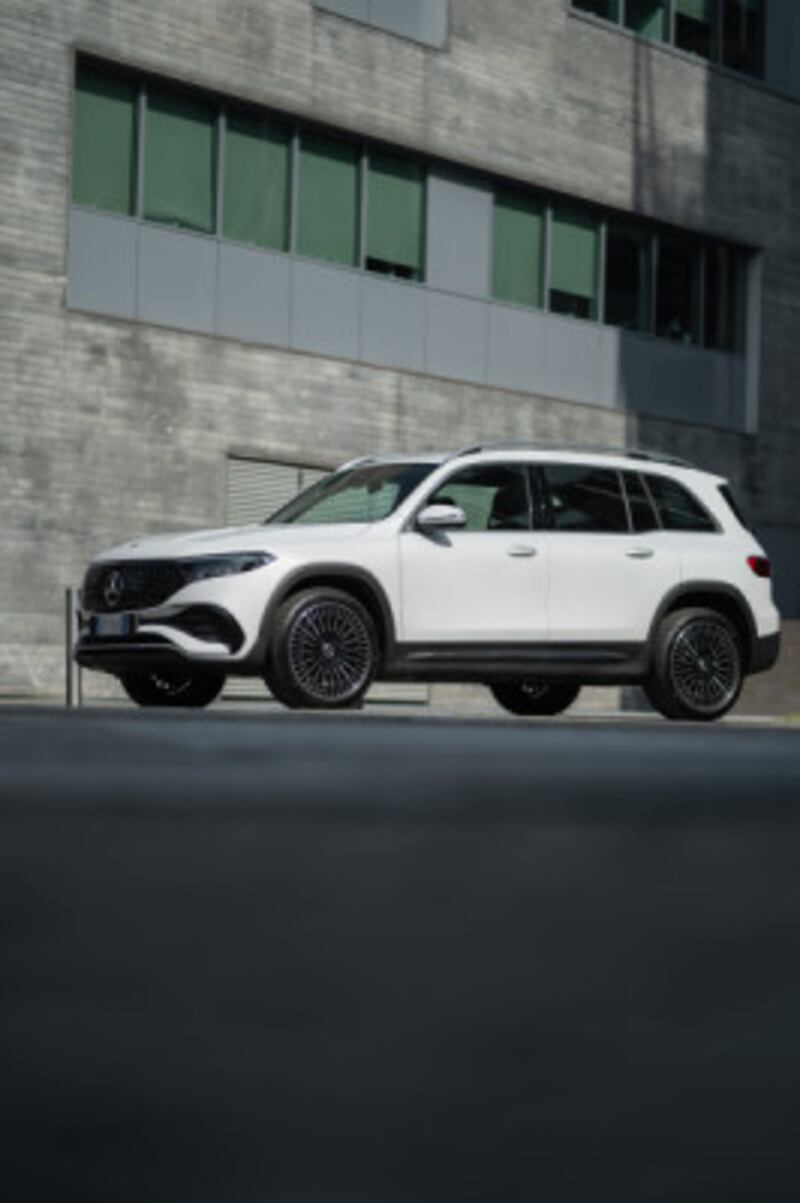 Mercedes-Benz EQB e GLB: guarda la gallery 2