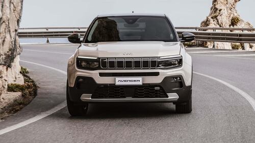 Jeep Avenger Model Year 2024, guarda tutte le foto 5