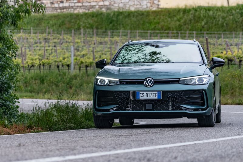 Nuova Volkswagen Passat, primo contatto 10