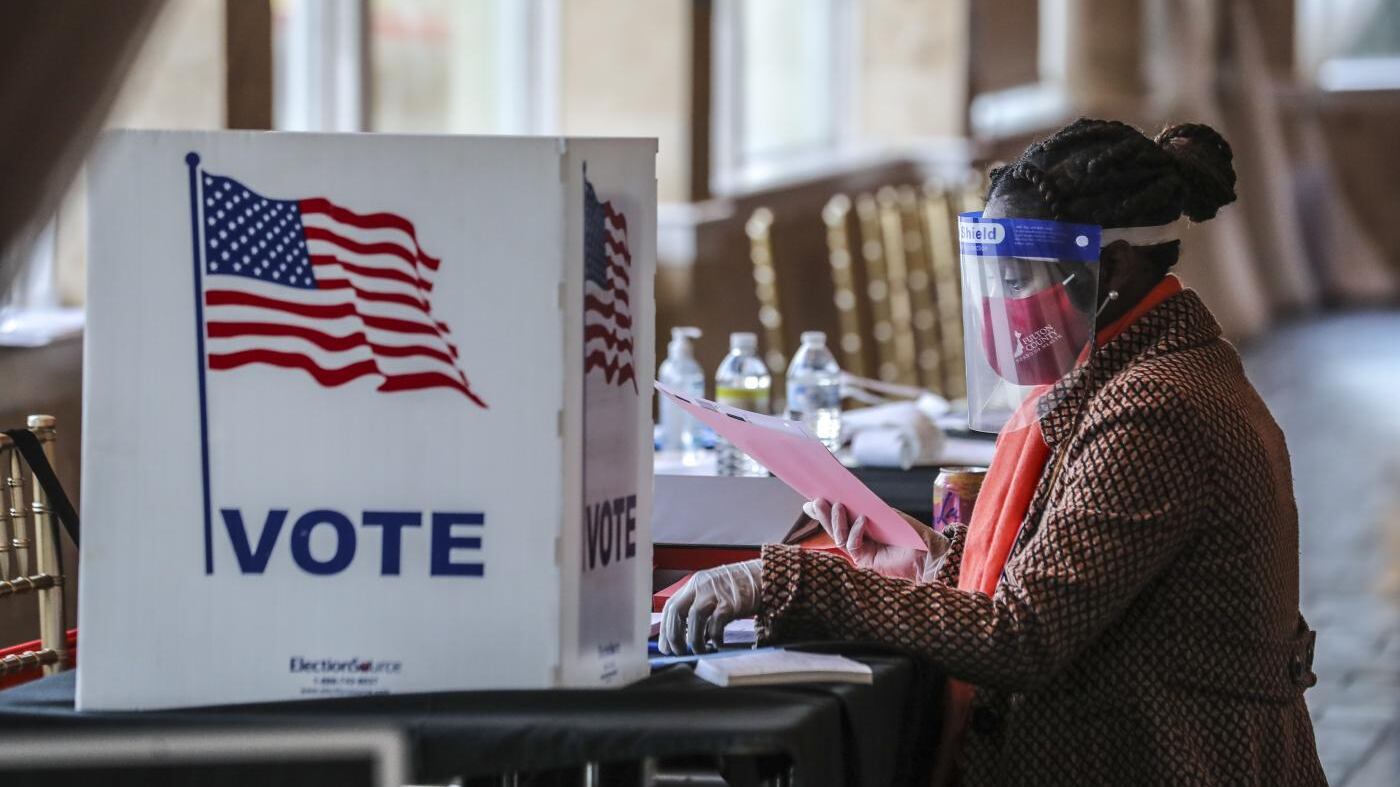 Volontari democratici a caccia degli indecisi. "Qui si decide l'esito dello Stato più in bilico"