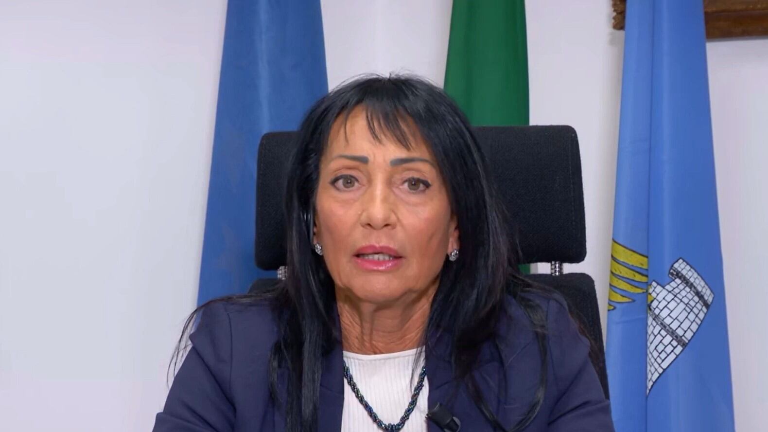 “Ti taglio la gola”. Espulso il pakistano che ha minacciato l’onorevole della Lega