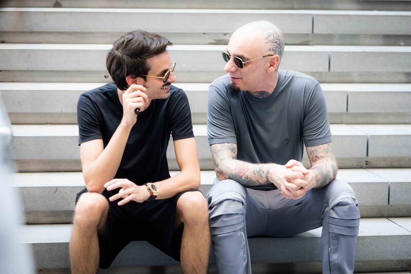 Fabio Rovazzi: torna con il tormentone estivo, ecco le immagini dal backstage pieno di vip 1