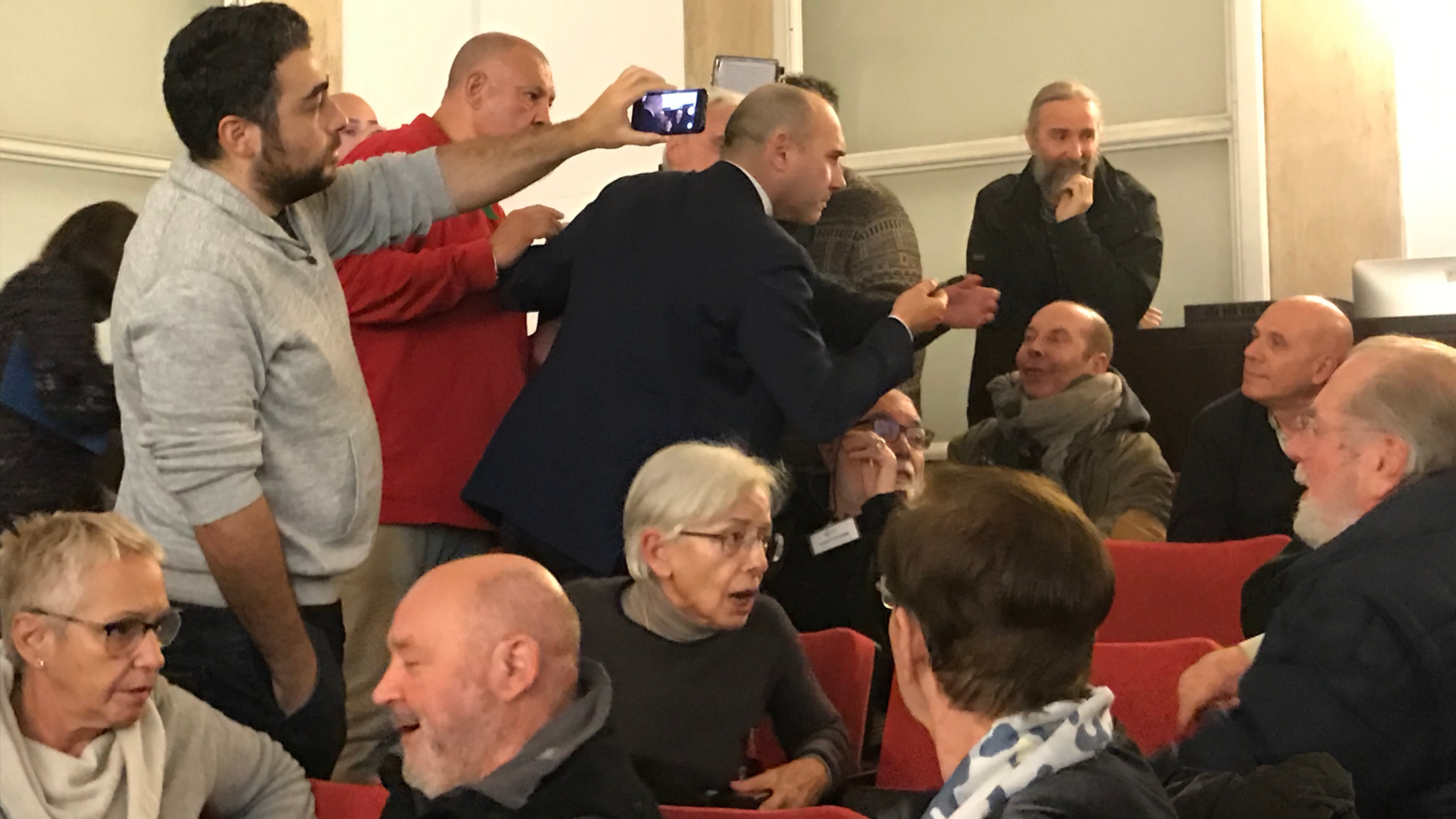 Il partigiano insulta la Lega Sala «ammonisce» entrambi