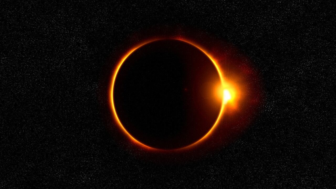 Ad agosto resteremo senza gravità?Cosa c'è dietro la folle teoria social