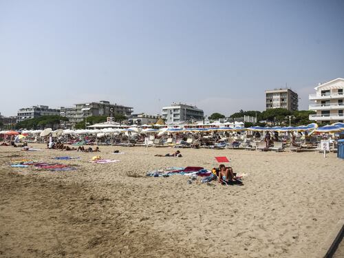 Stupro a Jesolo, il senegalese: "La 15enne era consenziente". Ma le prove sono schiaccianti
