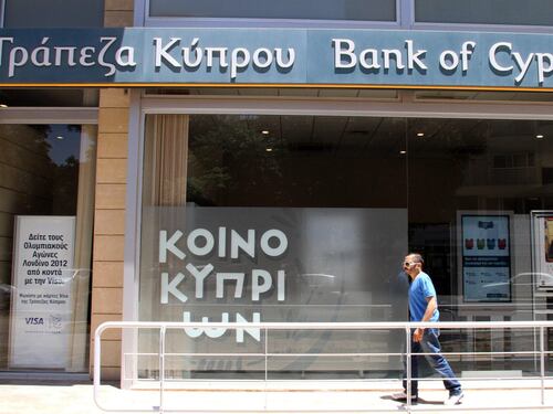 Cipro a rischio default Bce: liquidità fino a lunedì