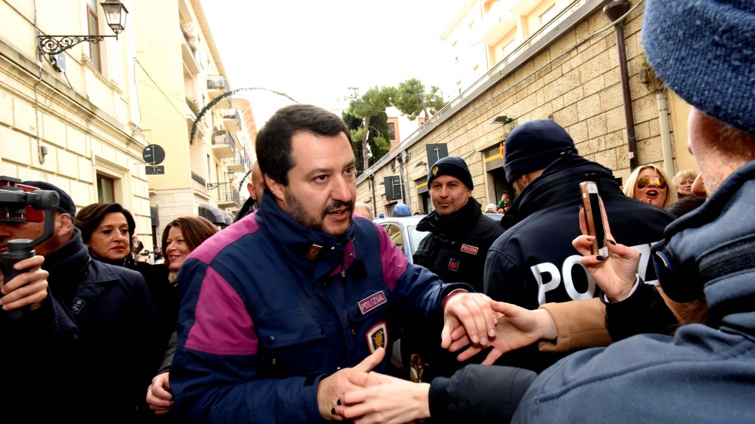 Salvini, un uomo nel mirino: M5s trama per farlo cadere