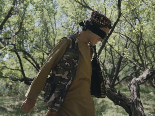 In viaggio nella Kabul dei ragazzi cresciuti talebani