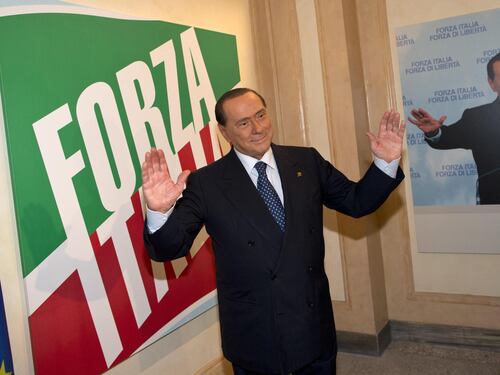 Berlusconi sta alla finestra: sarà il Pd a far cadere Letta