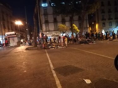 Mercatini della "monnezza" a Napoli 2
