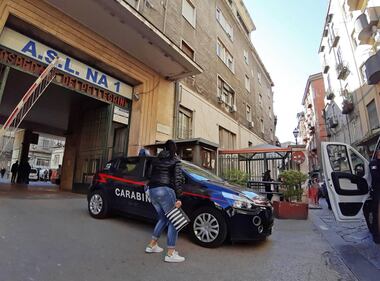 Sparatoria in ospedale a Napoli 1
