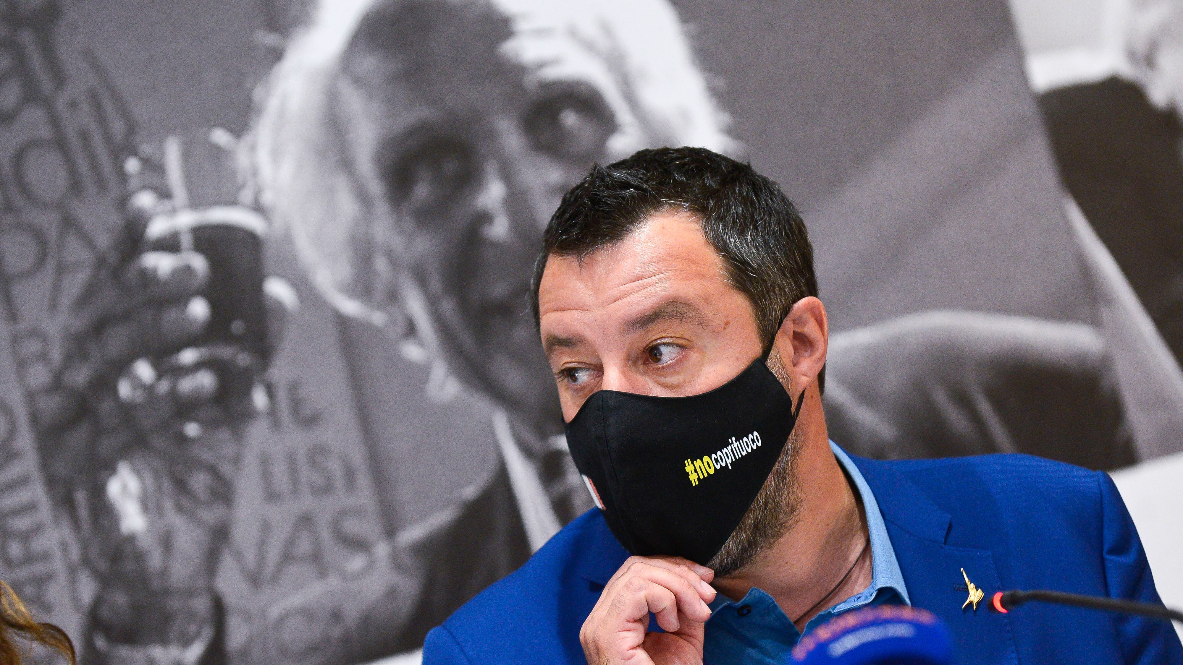 Salvini continua i "casting". E i 5 Stelle perdono pezzi