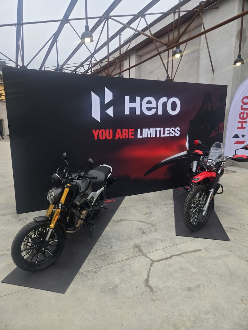 Hero Xpulse 200 4V e Hunk 440 4