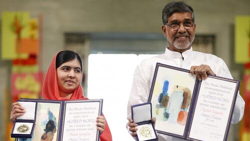 Malala e Kailash Satyarthi ritirano il Nobel per la pace 2