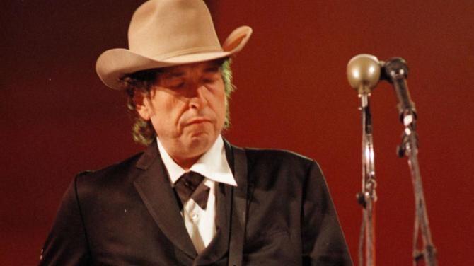 Premio Nobel, Bob Dylan ha consegnato il discorso: più di 800mila euro il compenso