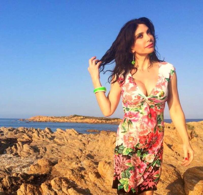 Carmen Di Pietro neo sposa e sempre in gran forma 10