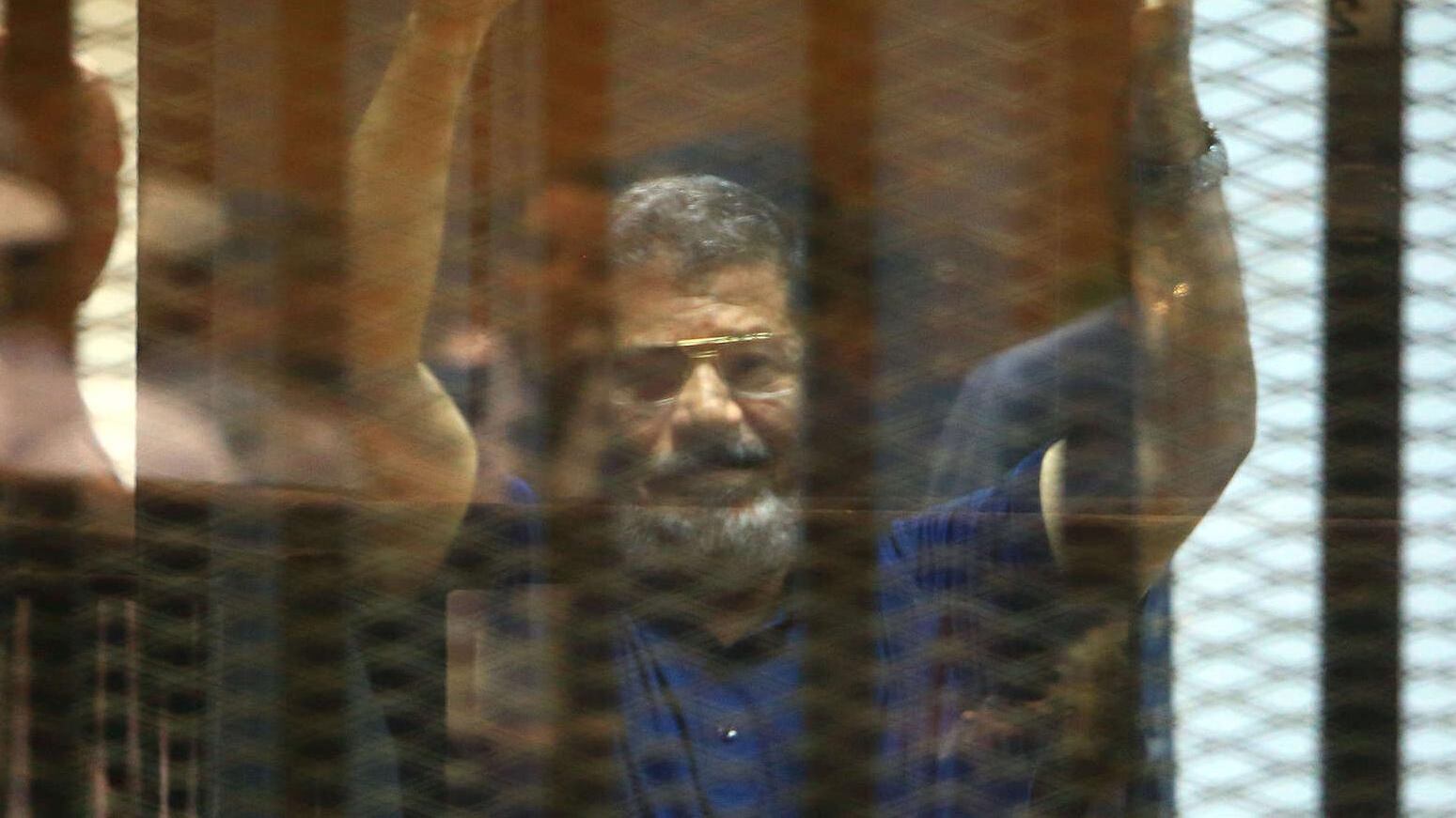 Addio primavera egiziana: Morsi alla forca