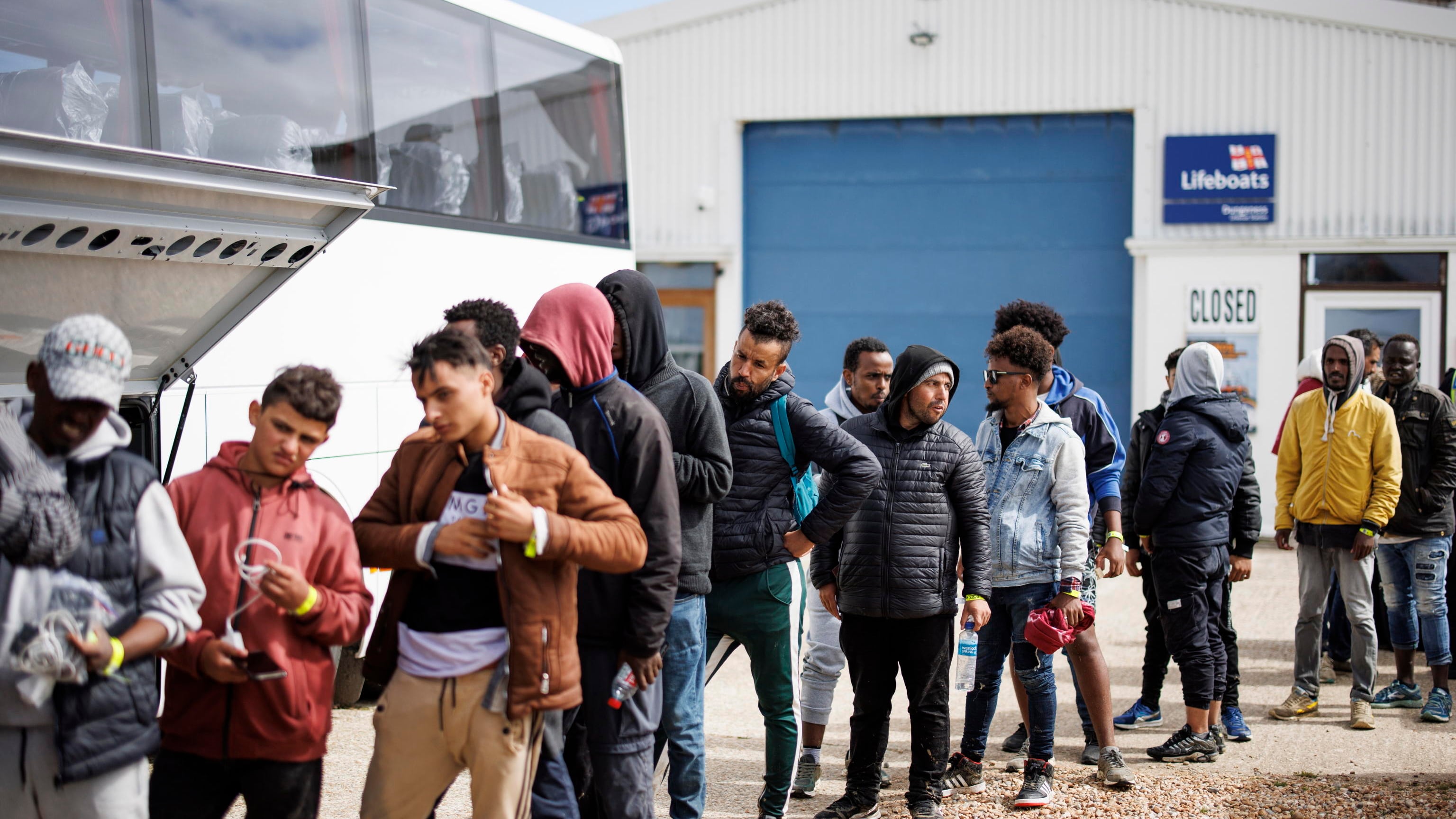 L’Europa scricchiola. L’ondata dei migranti ormai è fuori controllo