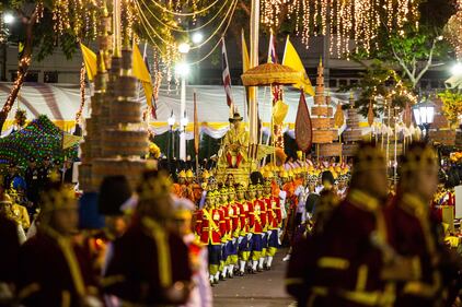 La Thailandian celebra l'incoronazione del re 10