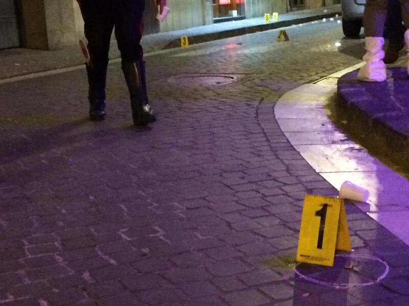 Sparano e colpiscono un innocente: i carabinieri sulla scena del crimine 4