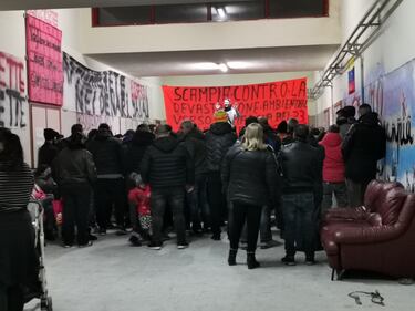 Manifestazioni contro la Lega a Scampia 7