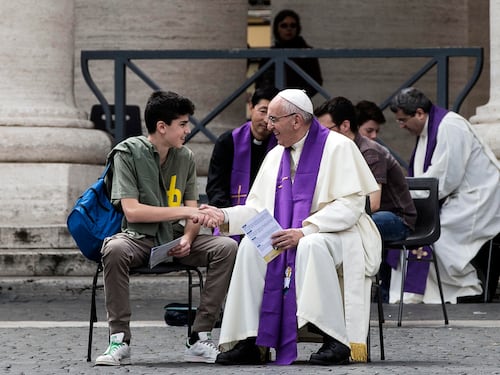 I giovani del Giubileo: "Eravamo venuti per vederlo..."