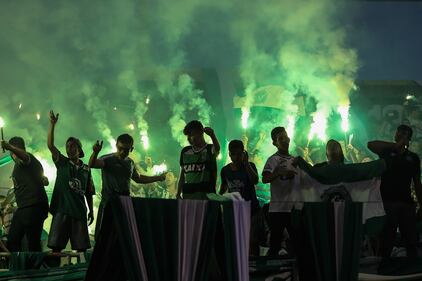 Chapecoense, il tributo alle vittime allo stadio di Medellin 3