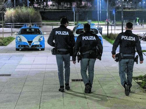 Dalle vie dello shopping alle fiere. Zone rosse per proteggere il turismo