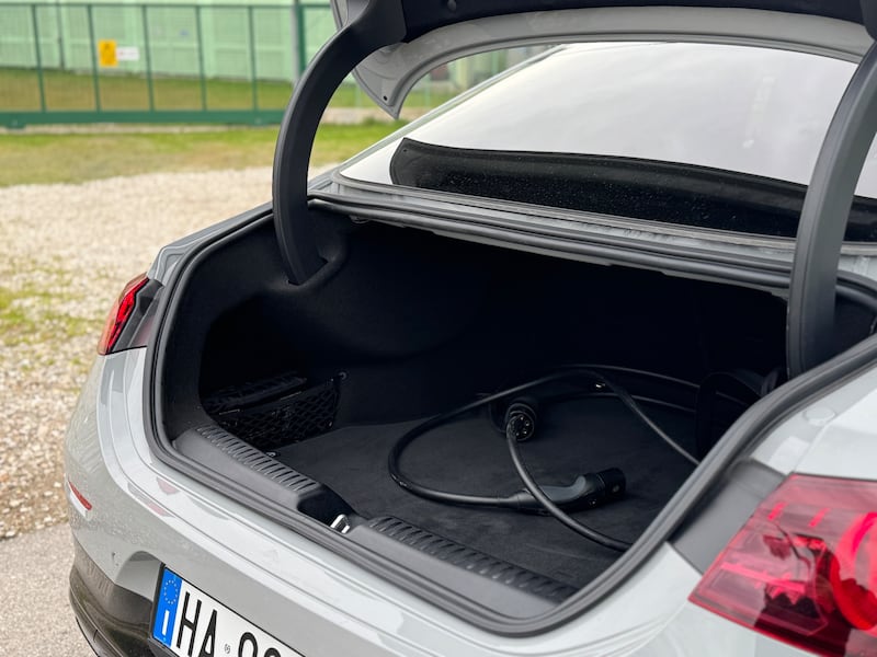 Mercedes CLA 250+: tutte le foto 15