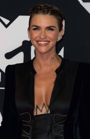 MTV EMA 2015, red carpet stellare a Milano 56
