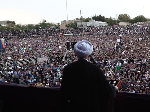 Rouhani, il presidente moderato che apre all'Occidente