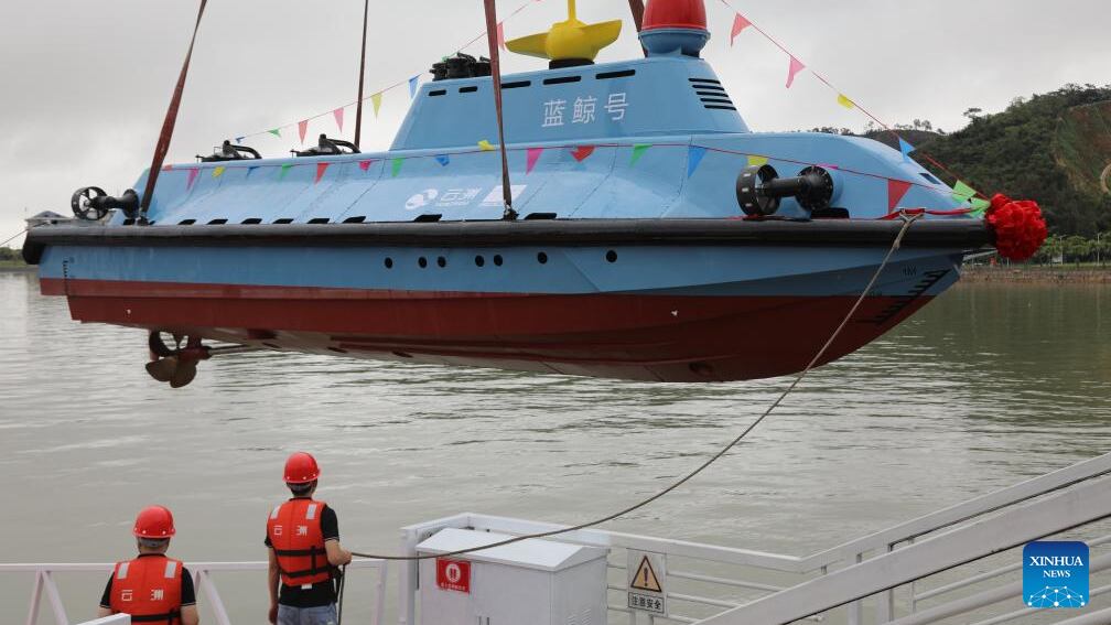 La Cina ha presentato un nuovo sommergibile: cosa sappiamo del "Blue Whale"