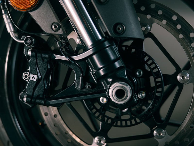 Prova Aprilia Tuono 457