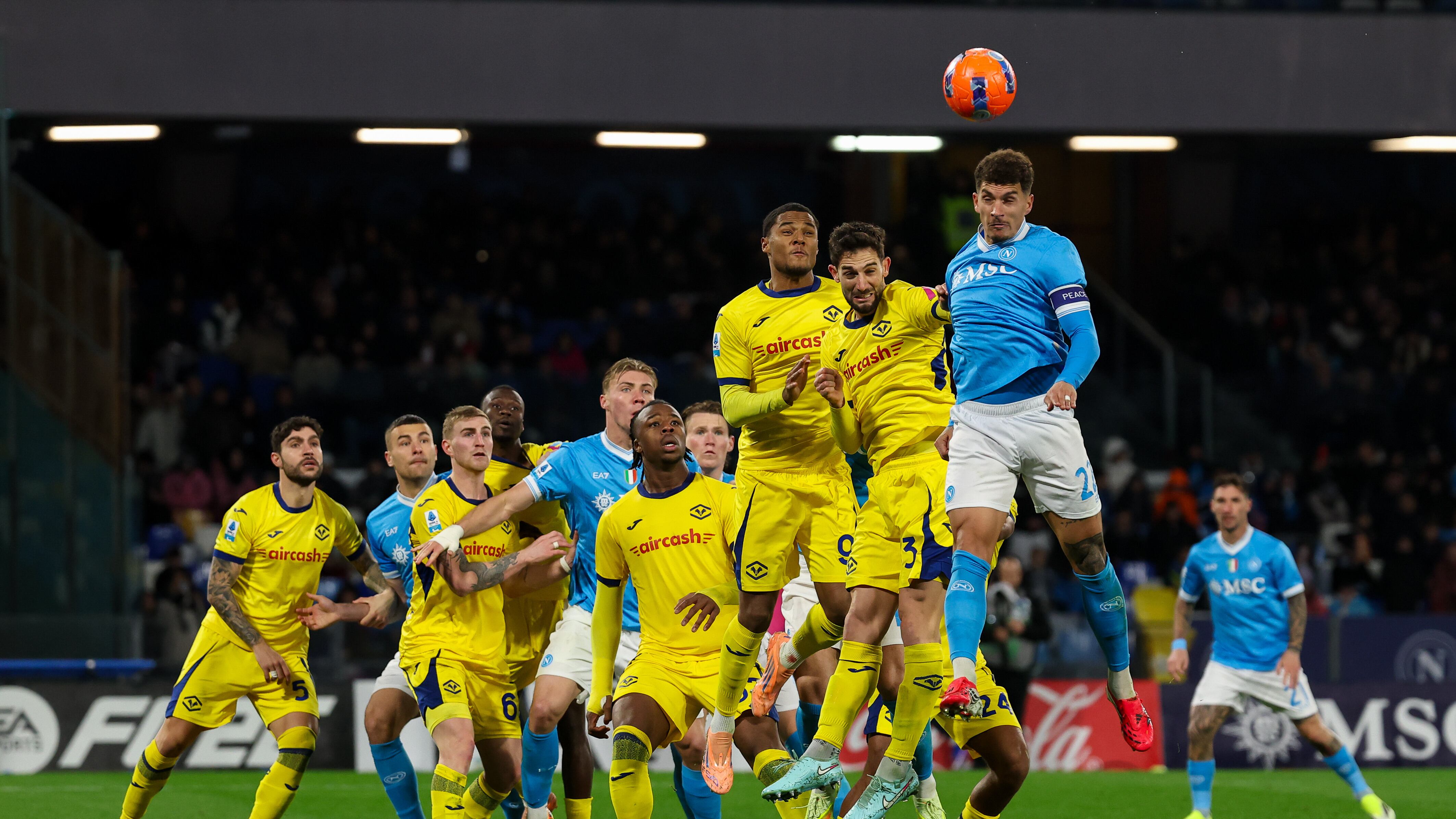Frenata del Napoli: una rimonta a metà